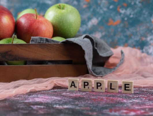7 Reasons why Apples are the best option for Piles Patients