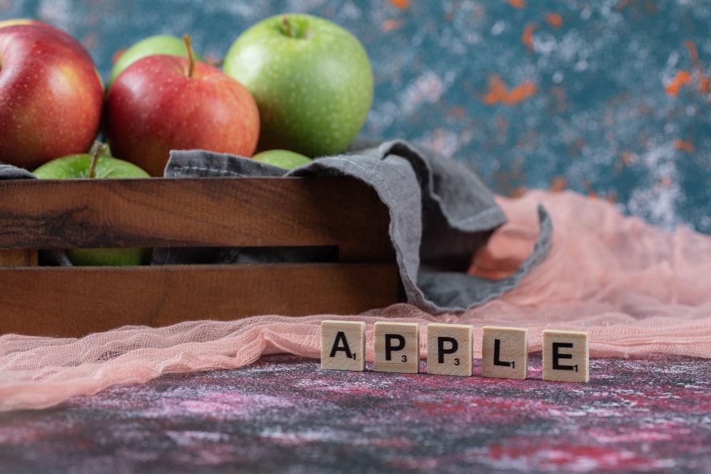 7 Reasons why Apples are the best option for Piles Patients
